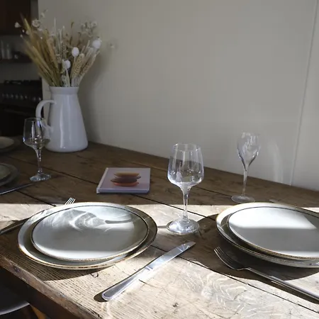 Apartment Beautiful & Spacious In The Heart Of Montmartre ! *
