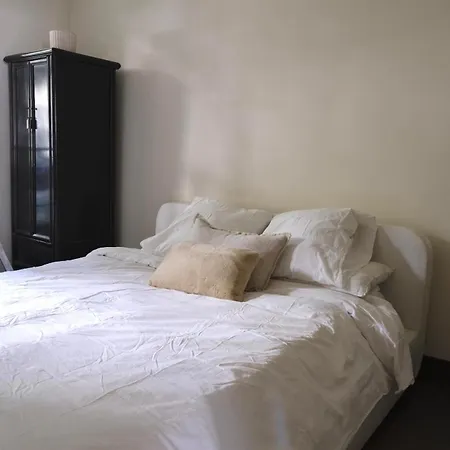 Beautiful & Spacious In The Heart Of Montmartre ! Paris